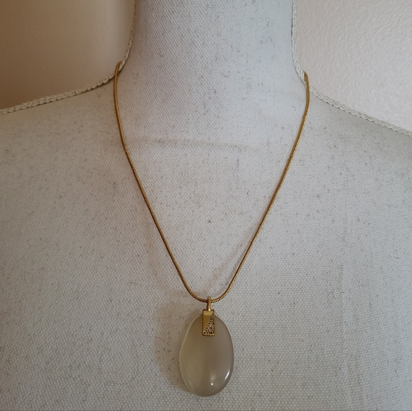 J. Crew Agate Stone Pendant Necklace - Picture 3 of 9